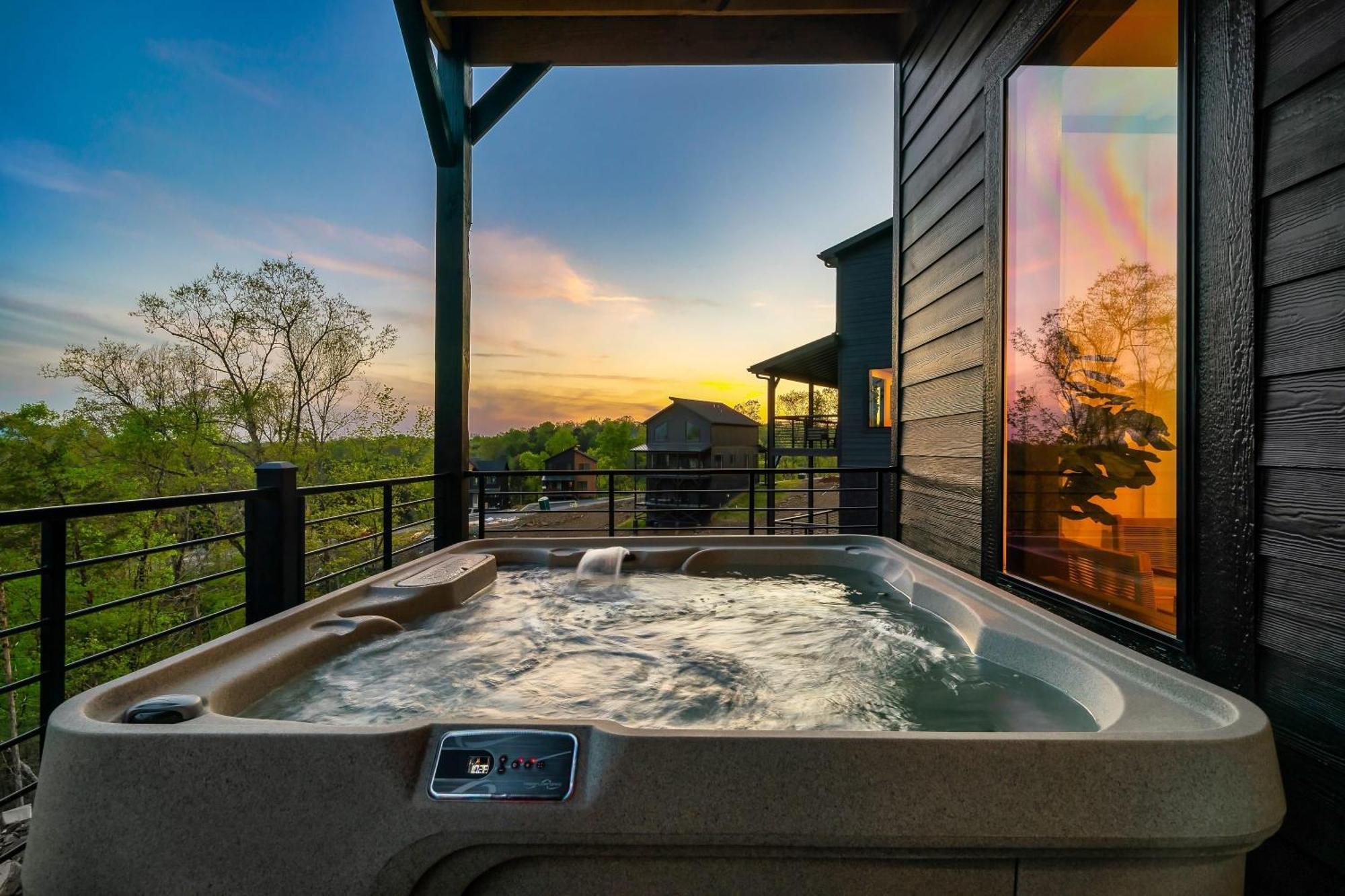 Halle Beary By Avantstay Indoor Pool Hot Tub Sunset Views Севьервилл Экстерьер фото